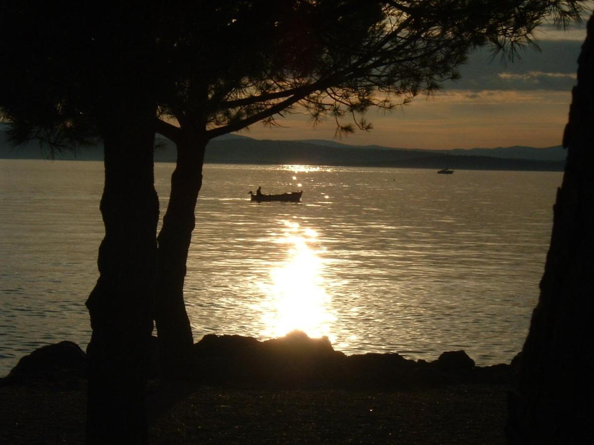 La Villa - Beach House & Rooms Crikvenica Exterior foto