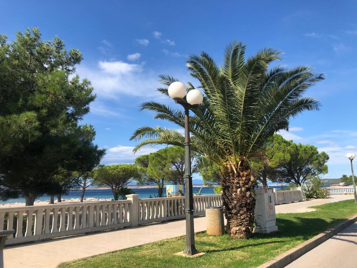 La Villa - Beach House & Rooms Crikvenica Exterior foto